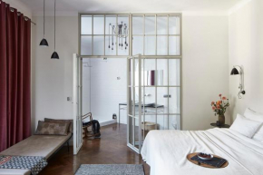 Гостиница Between Us Bed and Breakfast  Варшава